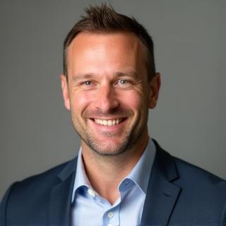 Headshot of Lars Nordahl, a man with a friendly expression.